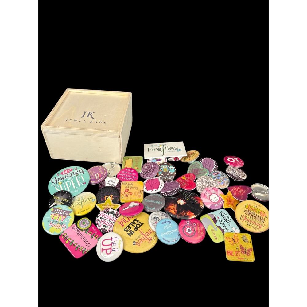 44 Thirty-One Pins + Wooden Box